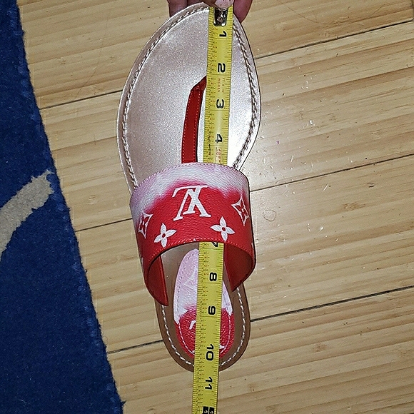 Louis Vuitton Escale Red Flat Sandal Size 41 - Picture 14 of 14